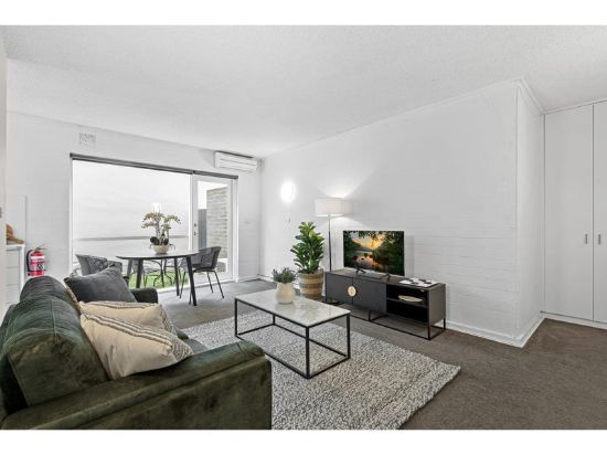 4/44 Gatehouse Street, Parkville, Vic 3052