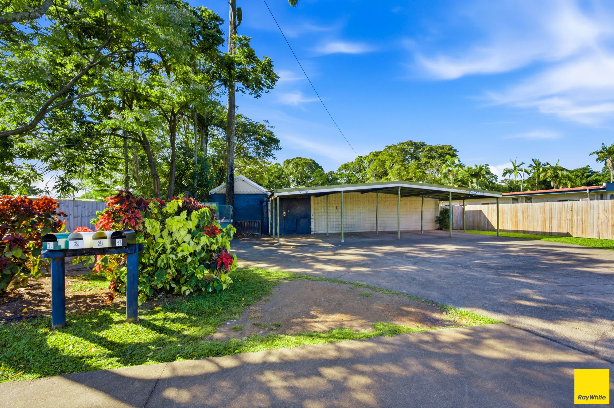 4/5 Sandown Close, Woree, Qld 4868