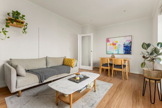 4/8 Closeburn Avenue, Prahran, Vic 3181