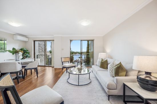 4/82 Blues Point Road, McMahons Point, NSW 2060