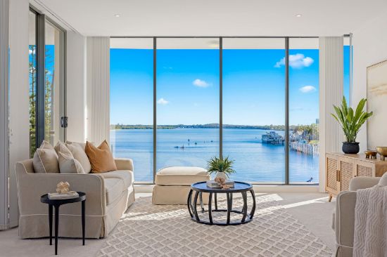 401/2 Hollingworth Street, Port Macquarie, NSW 2444