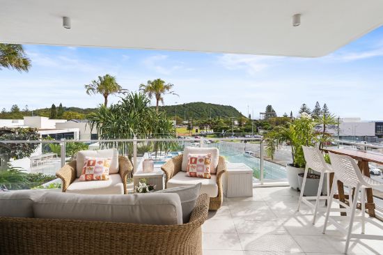404/5 Nyrang Avenue, Palm Beach, Qld 4221