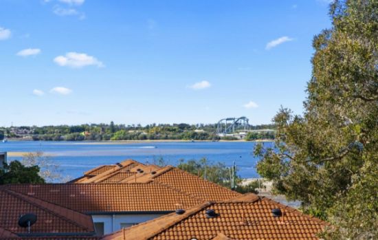 407/8 Norman Street, Southport, Qld 4215