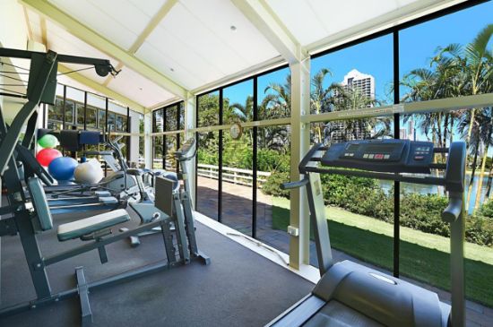 43/2 Admiralty Drive, Paradise Waters, Qld 4217