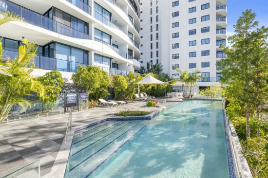 4604/5 Harbour Side Court, Biggera Waters, Qld 4216