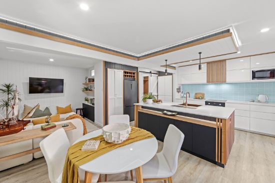 48A Wild Duck Drive, Mermaid Waters, Qld 4218