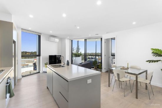504/162 Whitehorse Road, Blackburn, Vic 3130