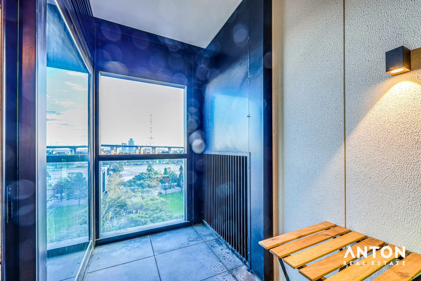 504/8 Pearl River Road, Docklands, Vic 3008