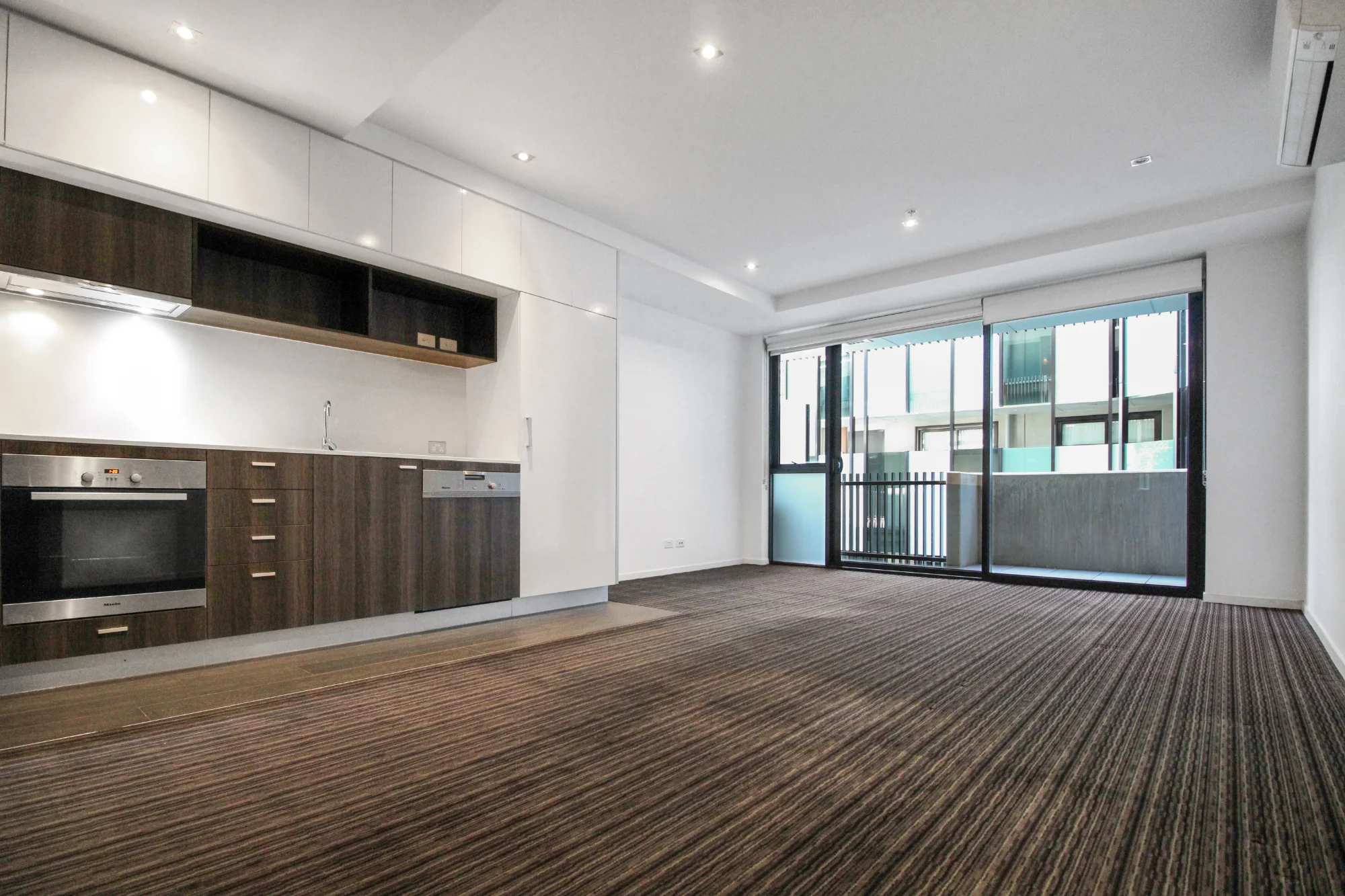 516/163 Fitzroy St, St Kilda, Vic 3182
