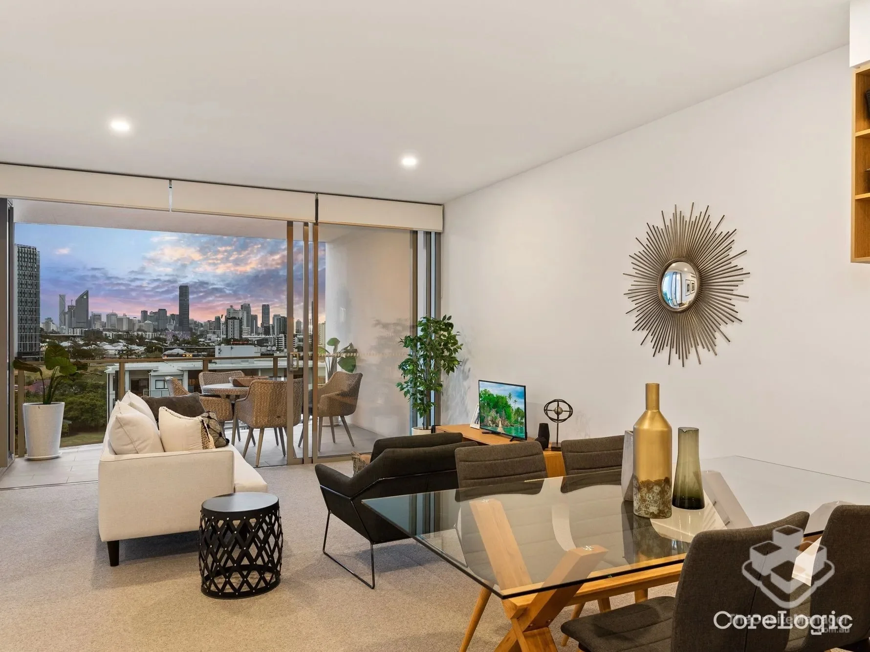 54 Lincoln Street, Greenslopes, Qld 4120