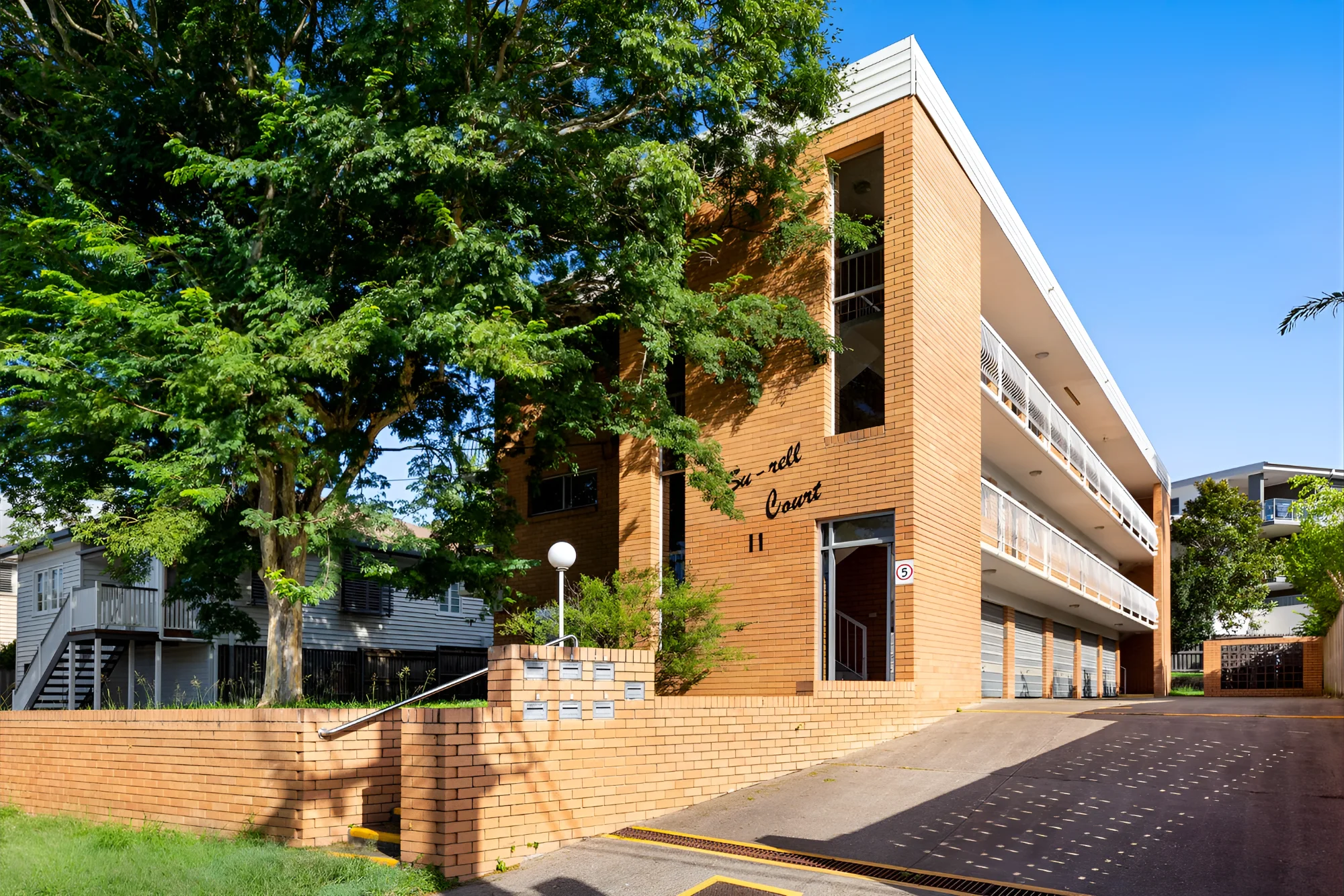 6/11 Lawson St, Morningside, Qld 4170