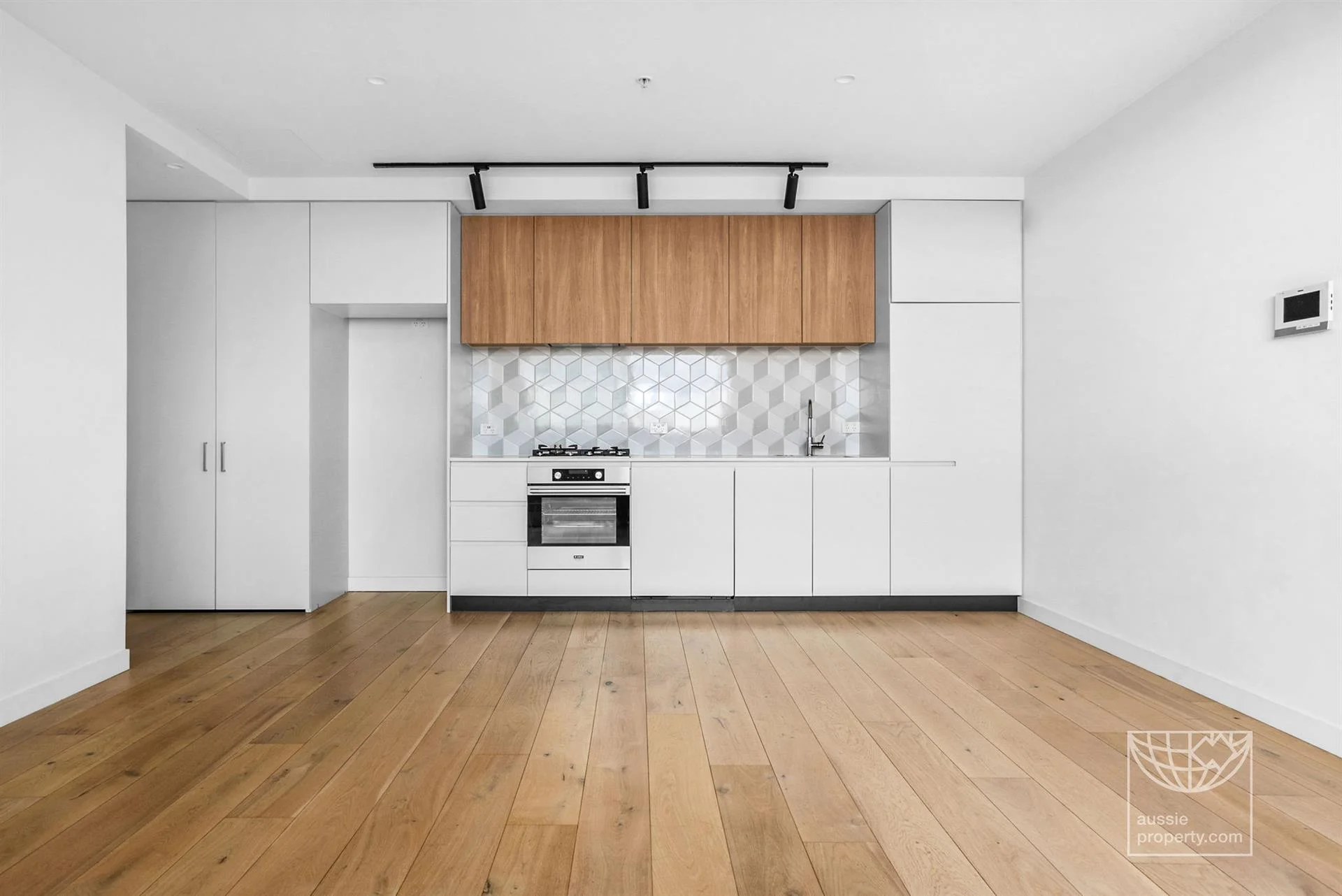 601/245 Queens Parade, Fitzroy North, Vic 3068