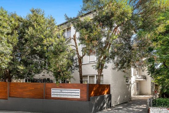 7/4A Wando Grove, St Kilda East, Vic 3183