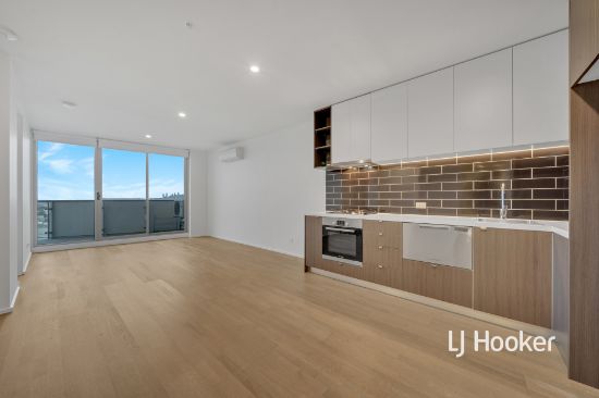 704B/2 Wests Road, Maribyrnong, Vic 3032