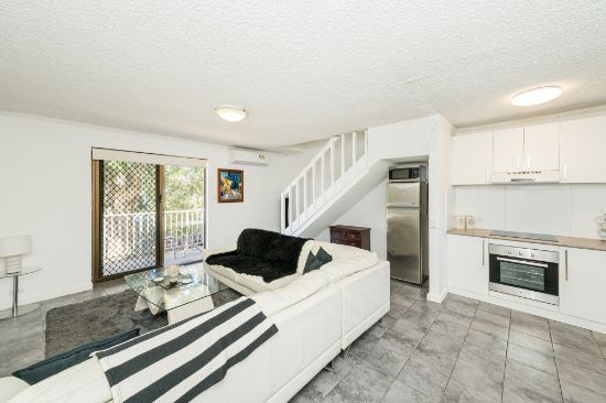 79/309 Harborne Street, Glendalough, WA 6016