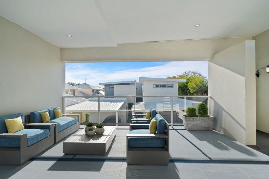 8/10 Pearl Road, Cloverdale, WA 6105