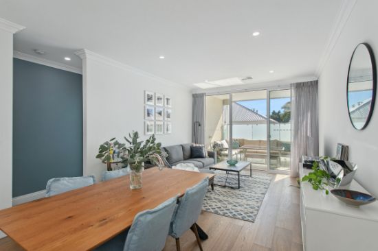 8/31 Connaught Street, West Leederville, WA 6007