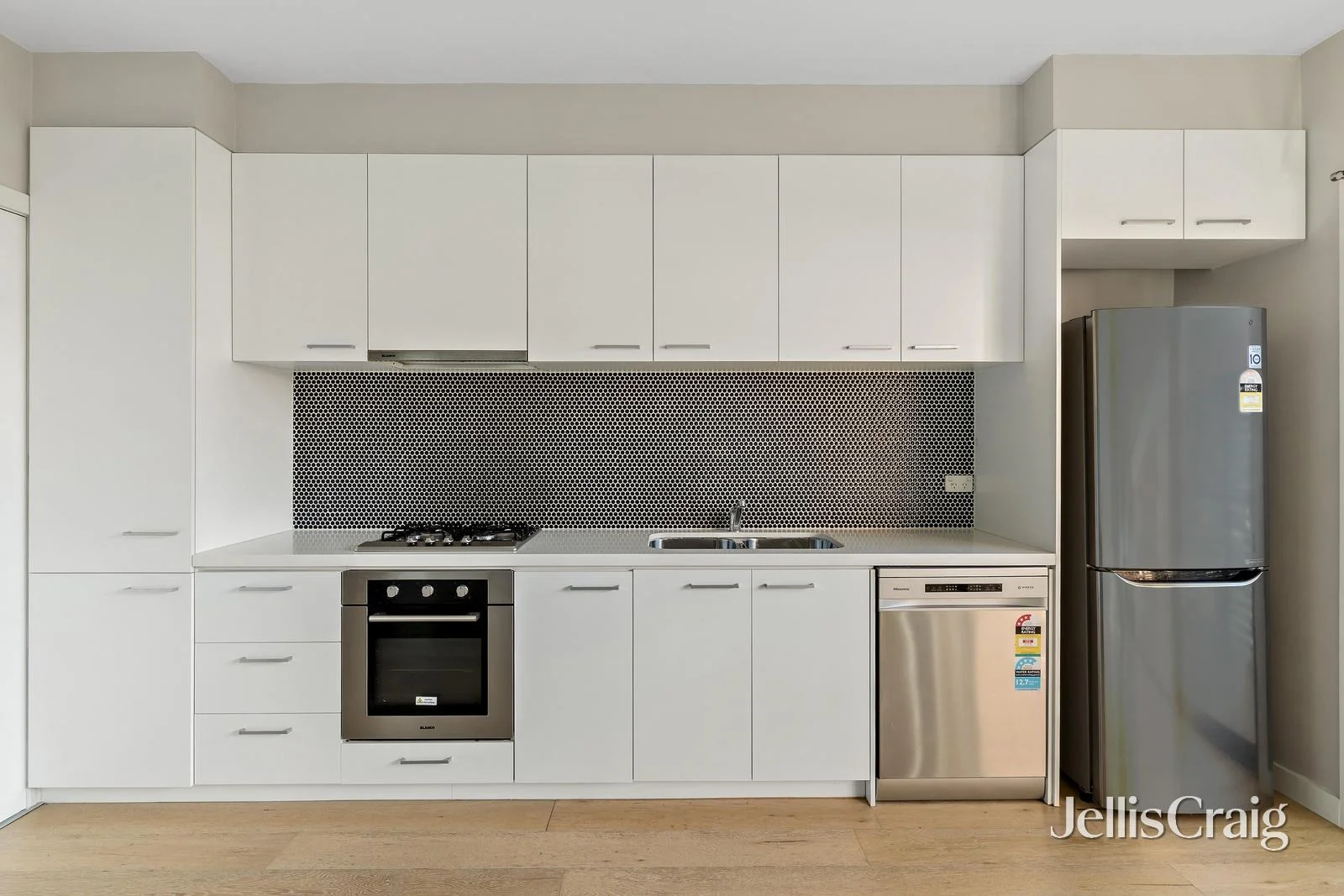 9/12 Leonard Crescent, Ascot Vale, Vic 3032