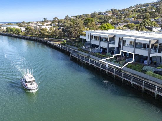 A104/83 Spinnaker Terrace, Safety Beach, Vic 3936