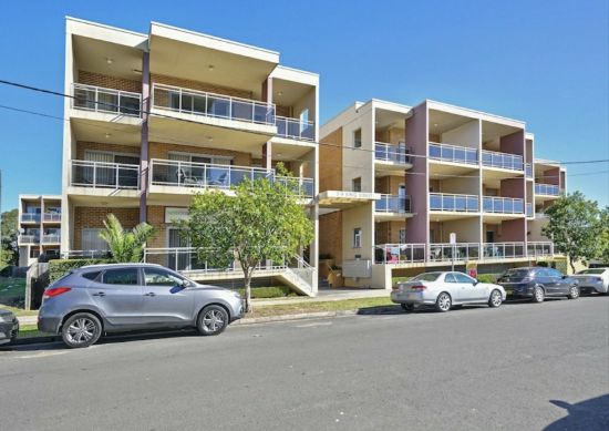 Apartment 5/7-9 King Street, Campbelltown, NSW 2560