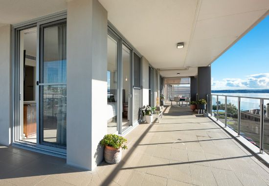 Apartment 505/5 Sharp Street, Belmont, NSW 2280
