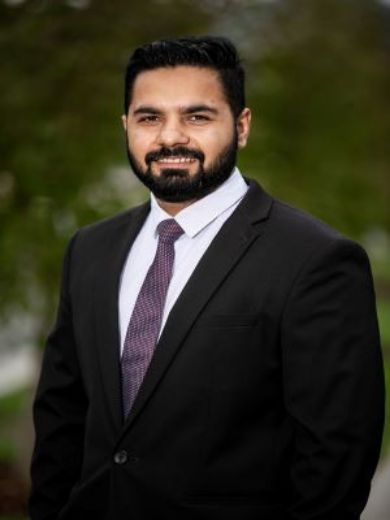 Arun Narwal - Real Estate Agent at Lucky Real Estate - MILL PARK