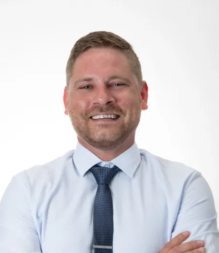 Ash Barry - Real Estate Agent at Daring and Young Property - Townsville