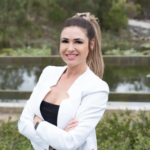 Ashanti Johnstone - Real Estate Agent at Ray White - Caboolture