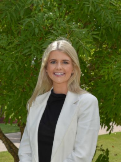 Ashlee Molyneux - Real Estate Agent at Ray White Rural - Warwick