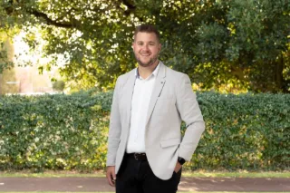 Ashton Dekker - Real Estate Agent