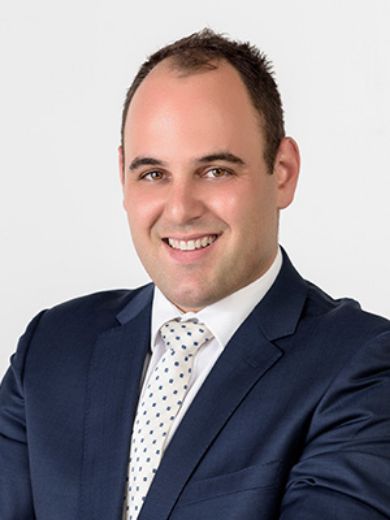 Aviv Samuel - Real Estate Agent at Gary Peer & Associates (St Kilda)