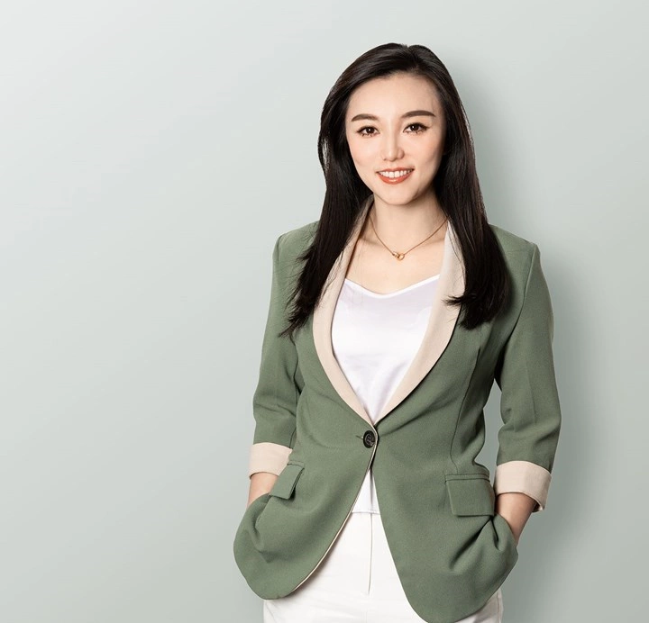 Sophia  Zhou Real Estate Agent