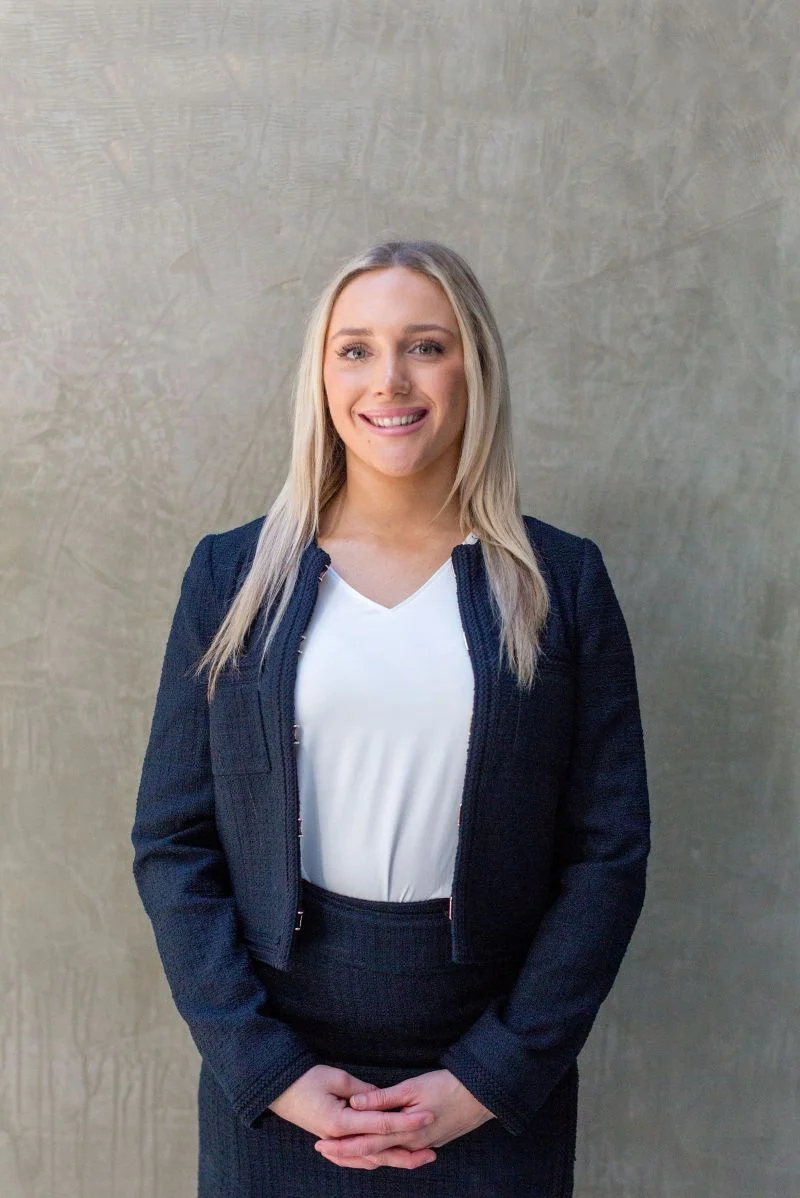 Inez Vanderjagt - Real Estate Agent
