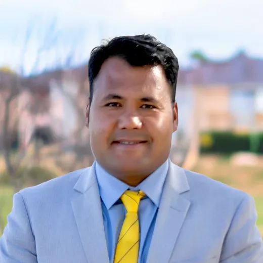 Baqir Poiesh - Real Estate Agent at Ray White Point Cook - POINT COOK