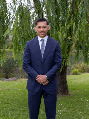 Basir Rezaei - Real Estate Agent