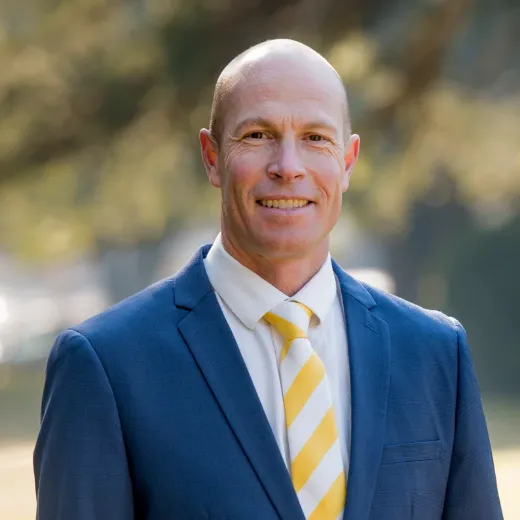 Andrew Starr - Real Estate Agent at Ray White Rural - Guyra/Armidale