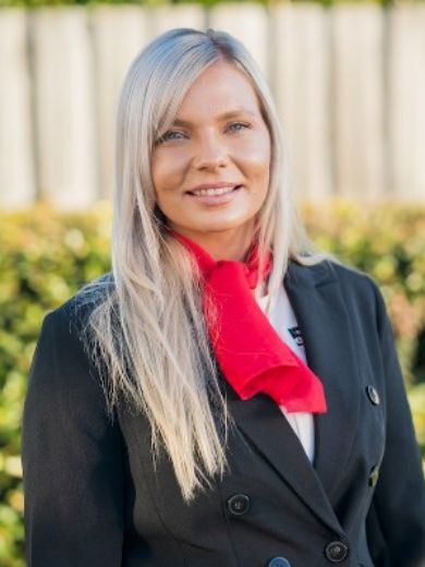 Bec Simpson - Real Estate Agent at PPG Property Group - WURTULLA