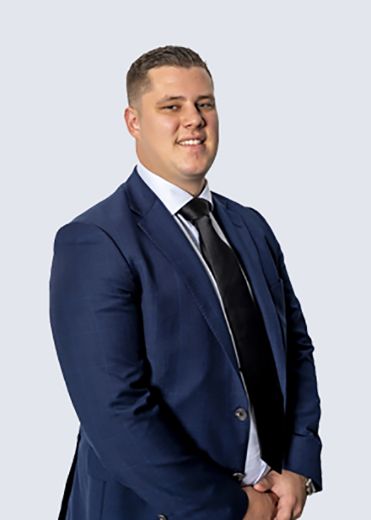 Ben Breen - Real Estate Agent at LJ Hooker Lake Macquarie - TORONTO