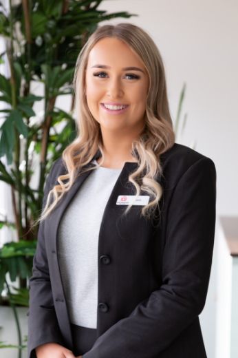 Bethany Horton - Real Estate Agent at Wes Davidson Real Estate - Horsham