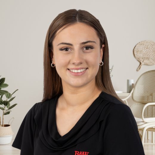 Bianca Carey - Real Estate Agent at Richardson & Wrench - Point Clare