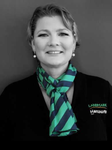 Bianca Craddock - Real Estate Agent at Nutrien Harcourts - Yarram