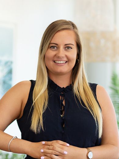 Bianca Henry - Real Estate Agent at Cunninghams - Northern Beaches