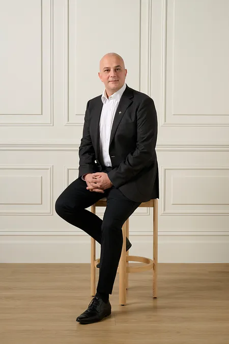 Bill Vlahos - Real Estate Agent