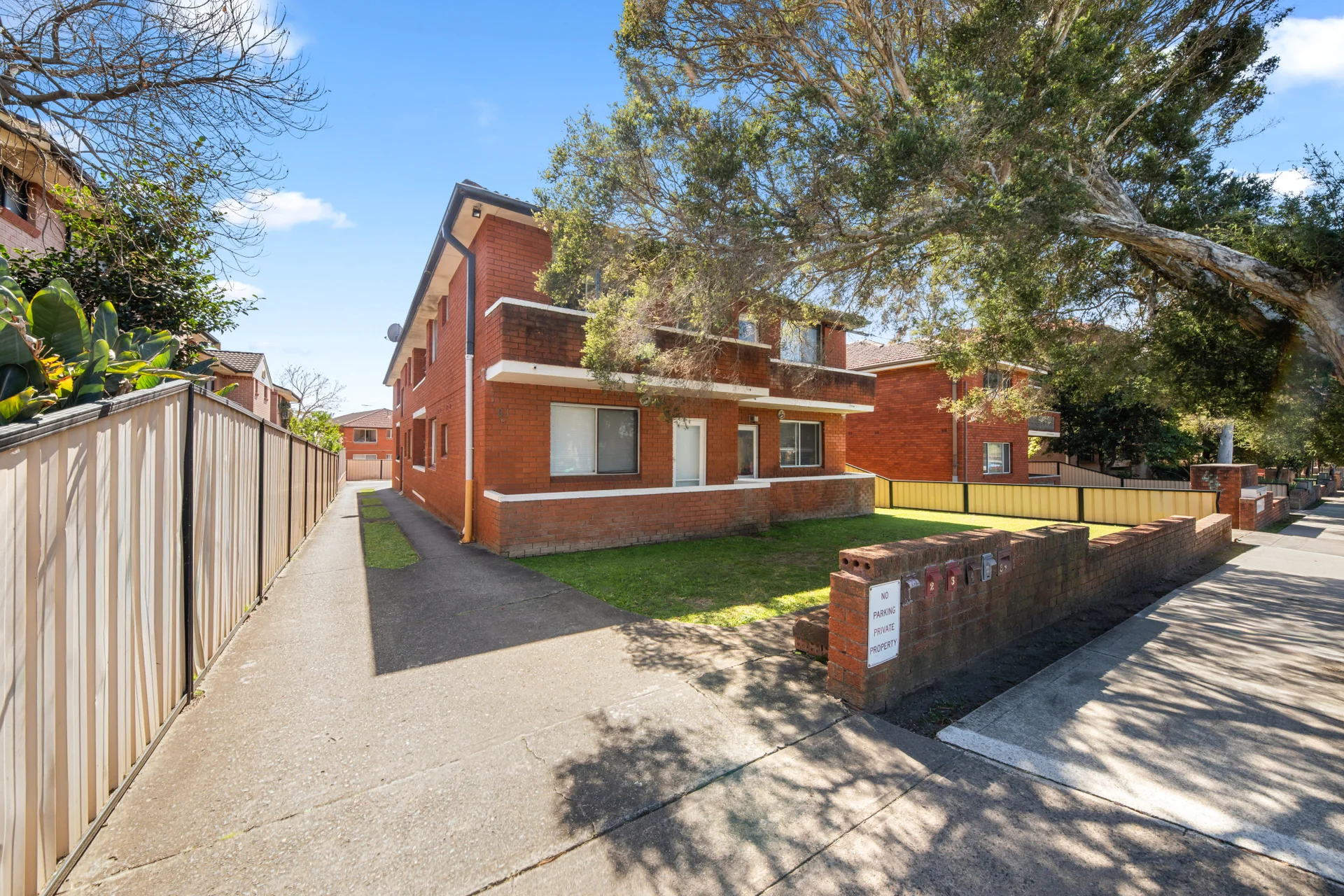 31 North Parade, Campsie, NSW 2194