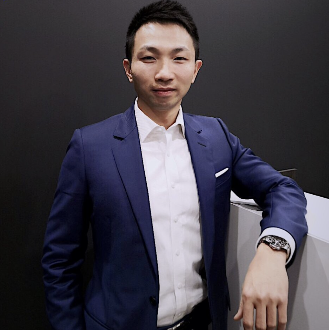 Bowen Zheng Real Estate Agent