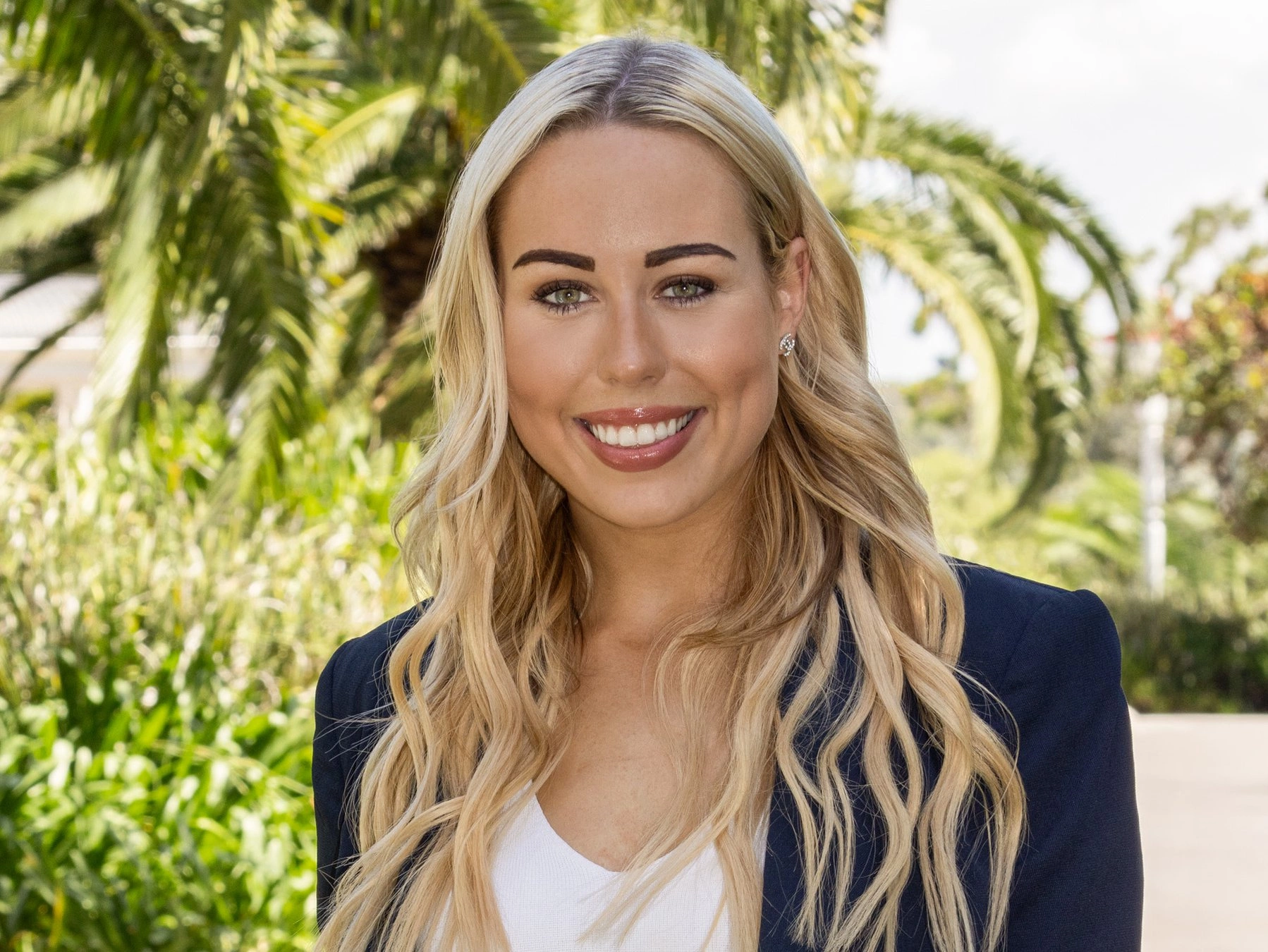 Indianna Allan Real Estate Agent