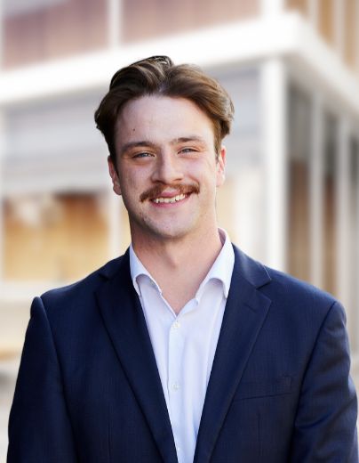 Brad Ball - Real Estate Agent at Parry Property - INVERMAY