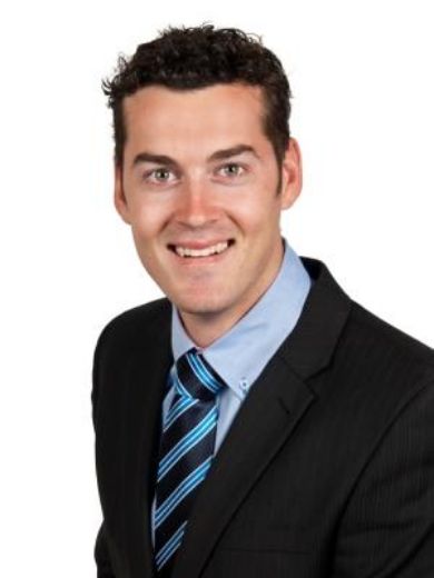 Brad Collins - Real Estate Agent at First National Real Estate Druitt & Shead - Scarborough
