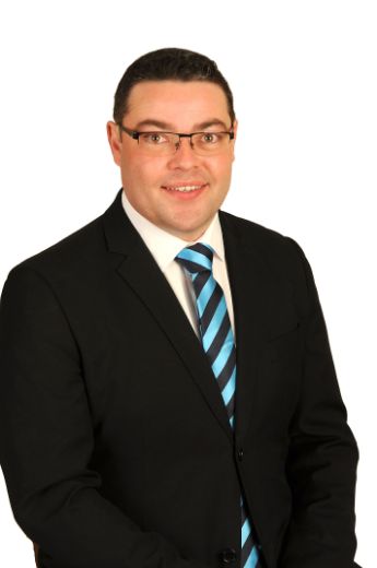 Brent Sweerts - Real Estate Agent at Harcourts Rowville