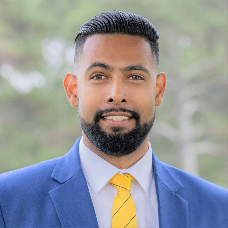 Saby Arora - Real Estate Agent